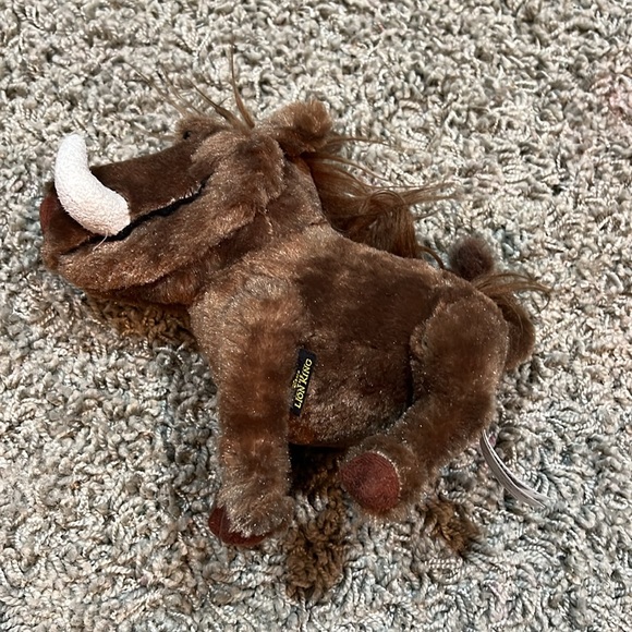 The Lion King “Pumbaa” Plush with Sound - Picture 4 of 6